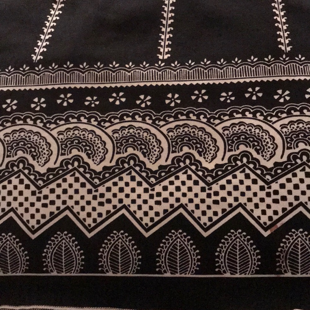 Dress - Picture 2 of 6